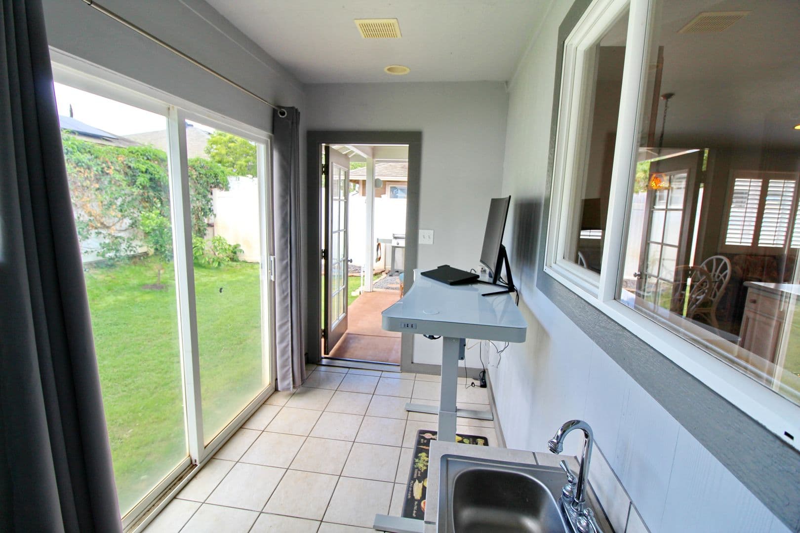 Kihei House: 70 Noolu Street