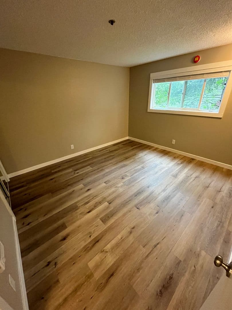Milwaukie Apartment: 2323 SE Harrison St.