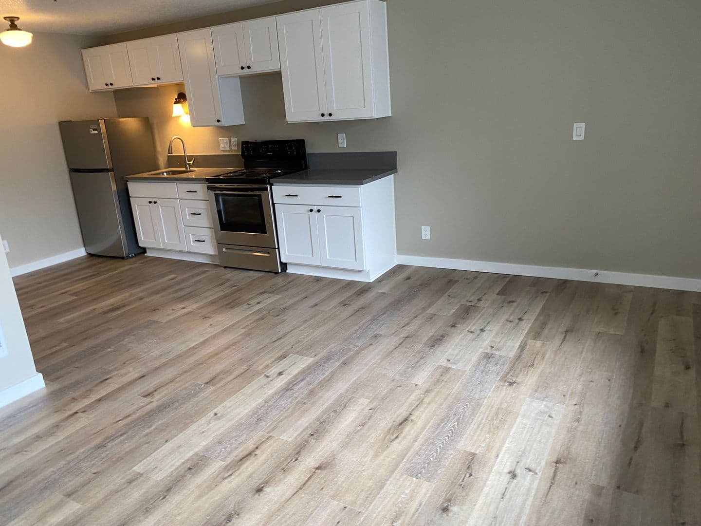 Milwaukie Apartment: 2323 SE Harrison St.