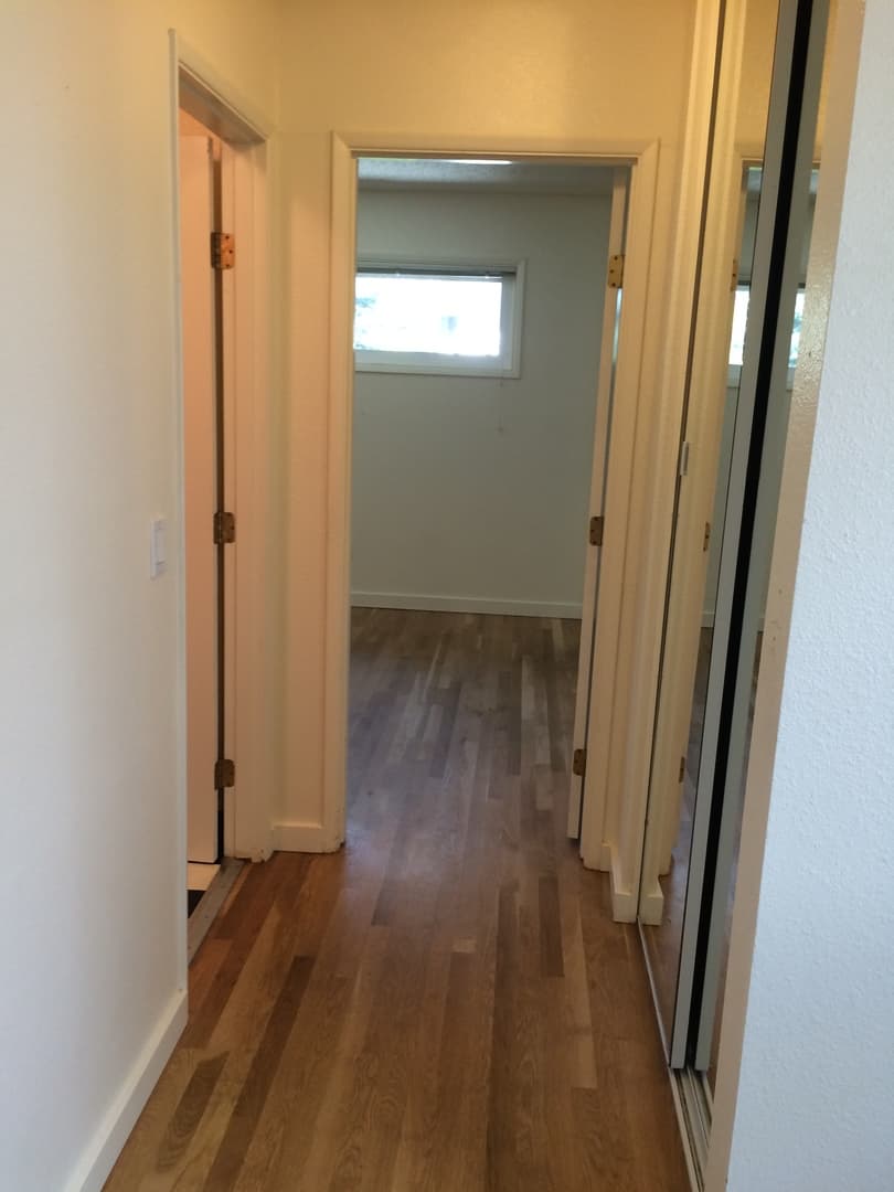 Portland Apartment: 2151 NE Halsey