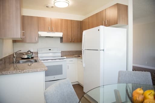 Portland Apartment: 565 N Rosa Parks Way - 102