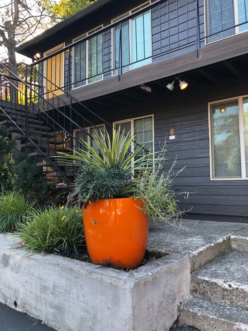 Portland Apartment: 721 SE 29th Ave