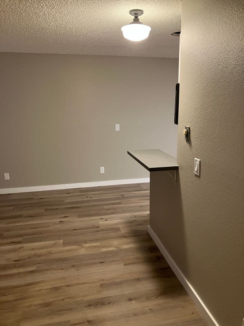 Milwaukie Apartment: 2323 SE Harrison St.