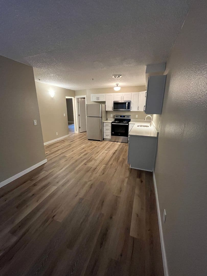 Milwaukie Apartment: 2323 SE Harrison St.