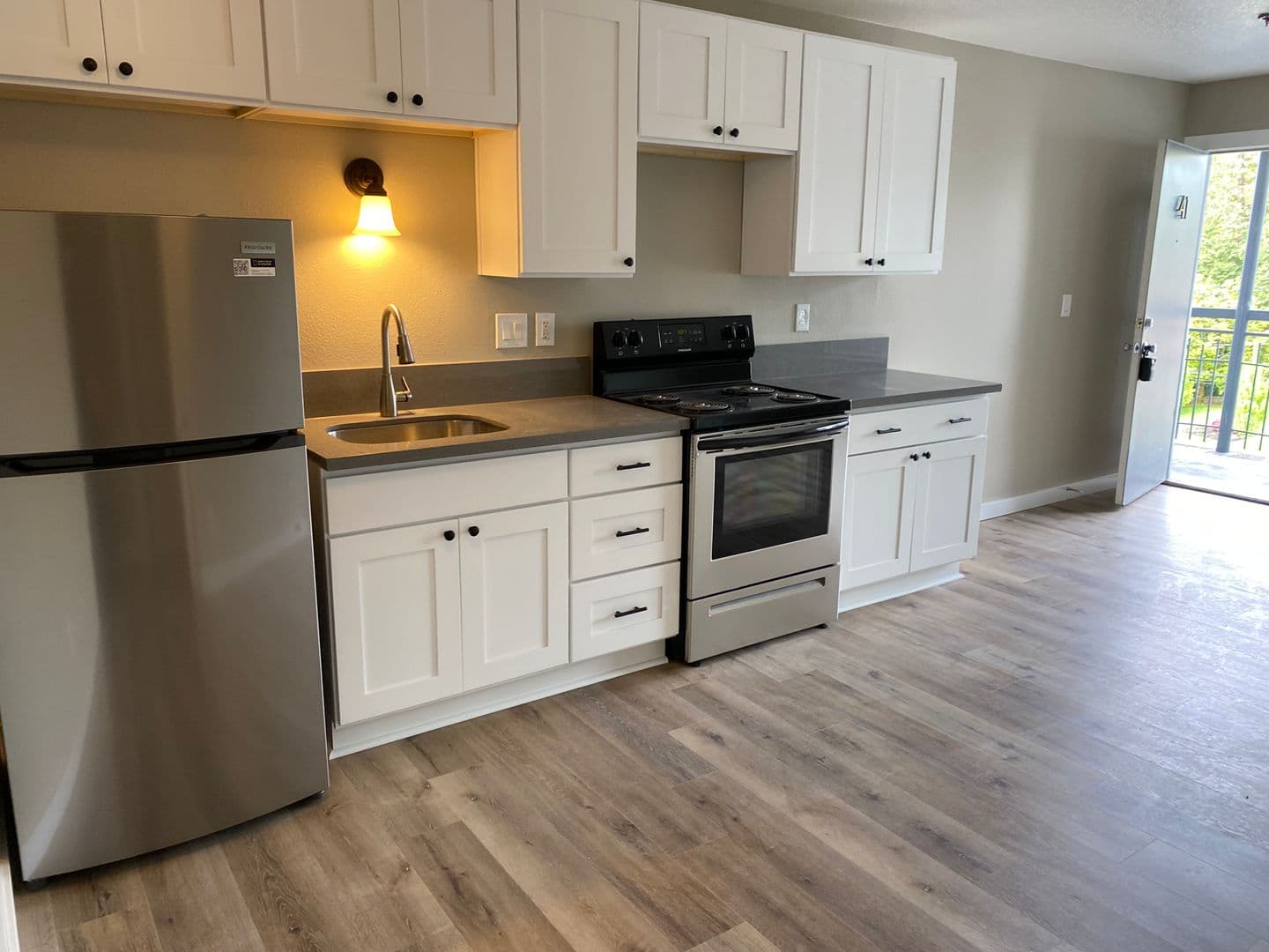Milwaukie Apartment: 2323 SE Harrison St.