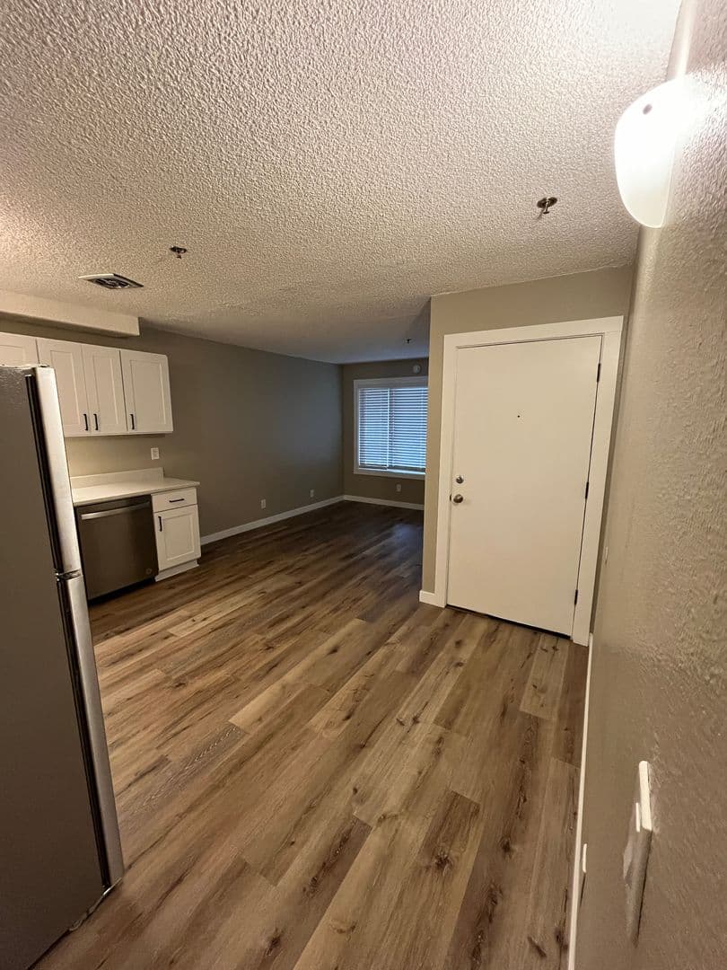 Milwaukie Apartment: 2323 SE Harrison St.
