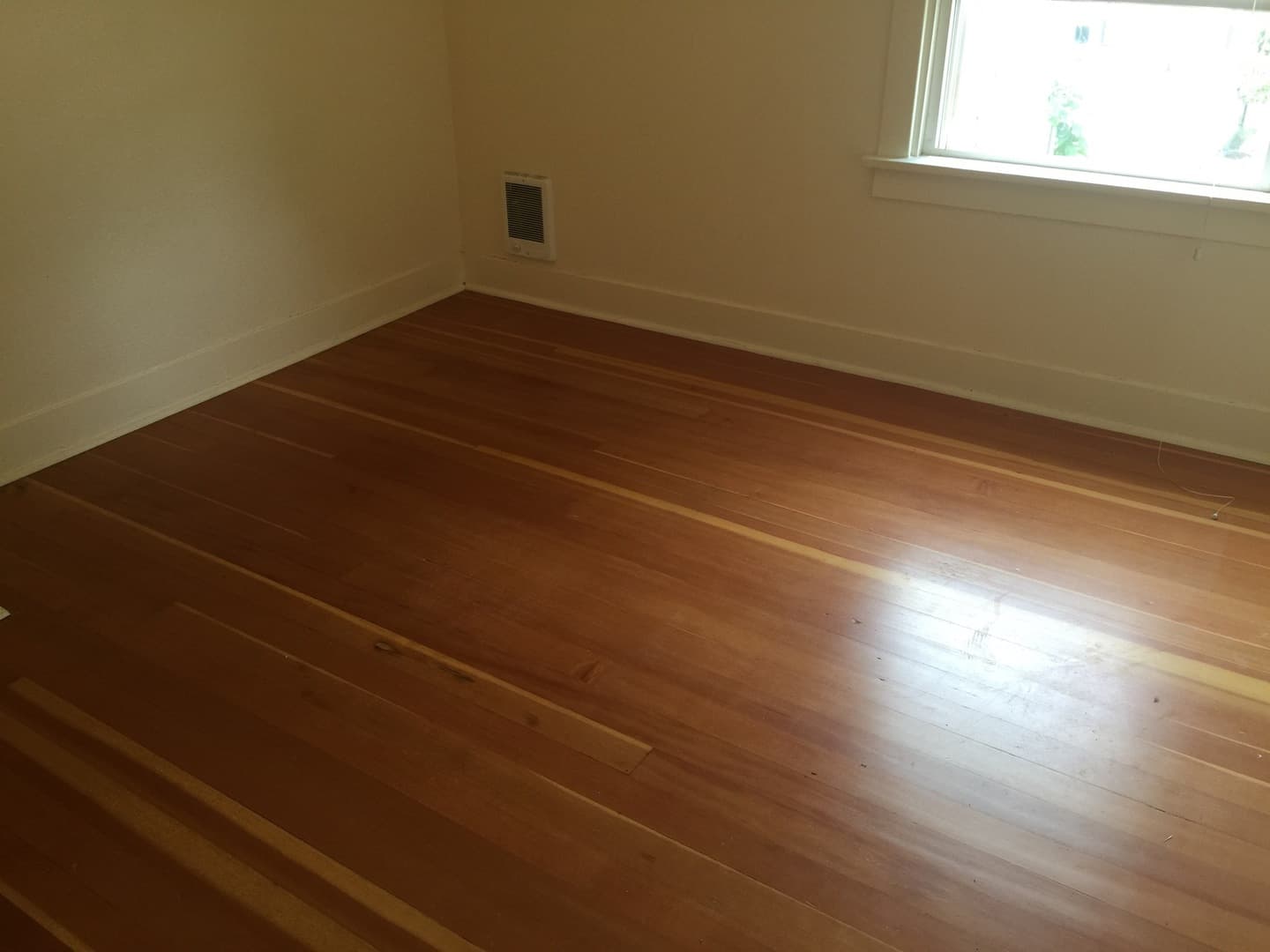 Portland Apartment: 2031 N Watts