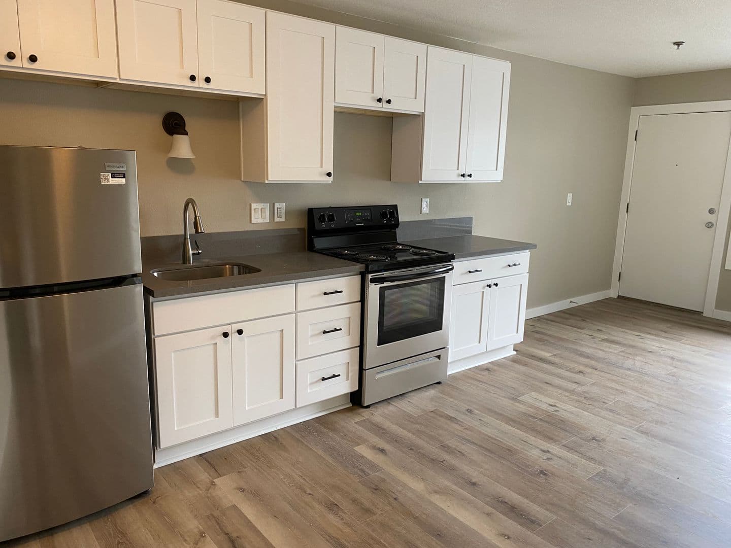 Milwaukie Apartment: 2323 SE Harrison St.