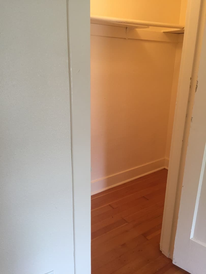Portland Apartment: 2031 N Watts