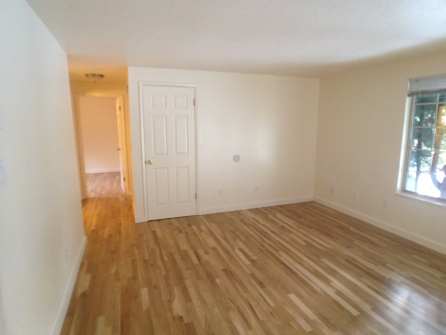 Portland Apartment: 715 SE 29th Ave