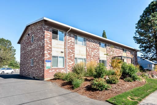 Portland Apartment: 565 N Rosa Parks Way - 102