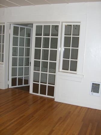 Portland Apartment: 3954 SE Grant St