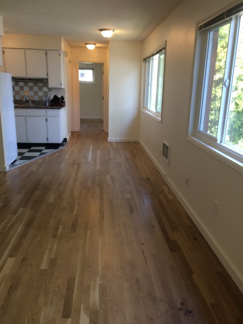 Portland Apartment: 2151 NE Halsey