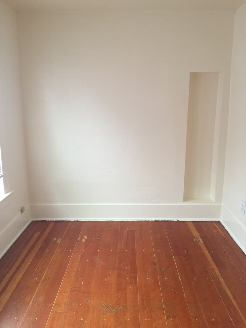 Portland Apartment: 3954 SE Grant St