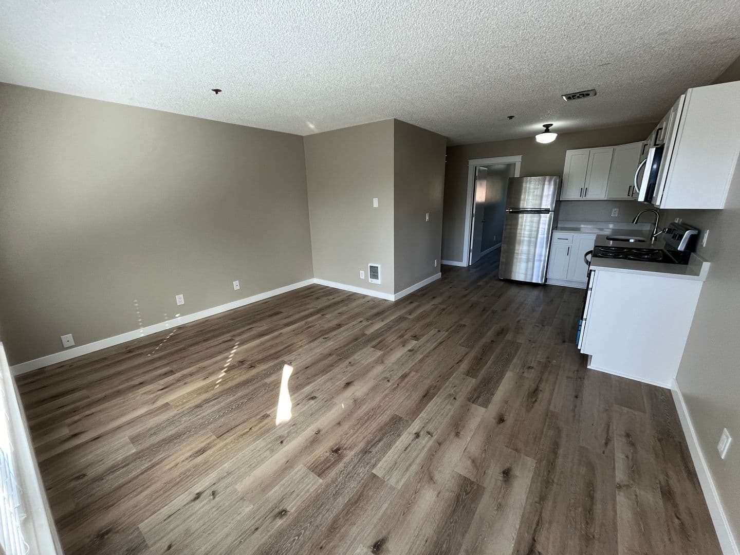 Milwaukie Apartment: 2323 SE Harrison St.