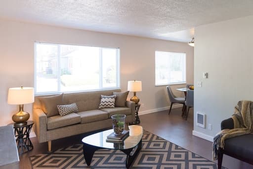 Portland Apartment: 565 N Rosa Parks Way - 102