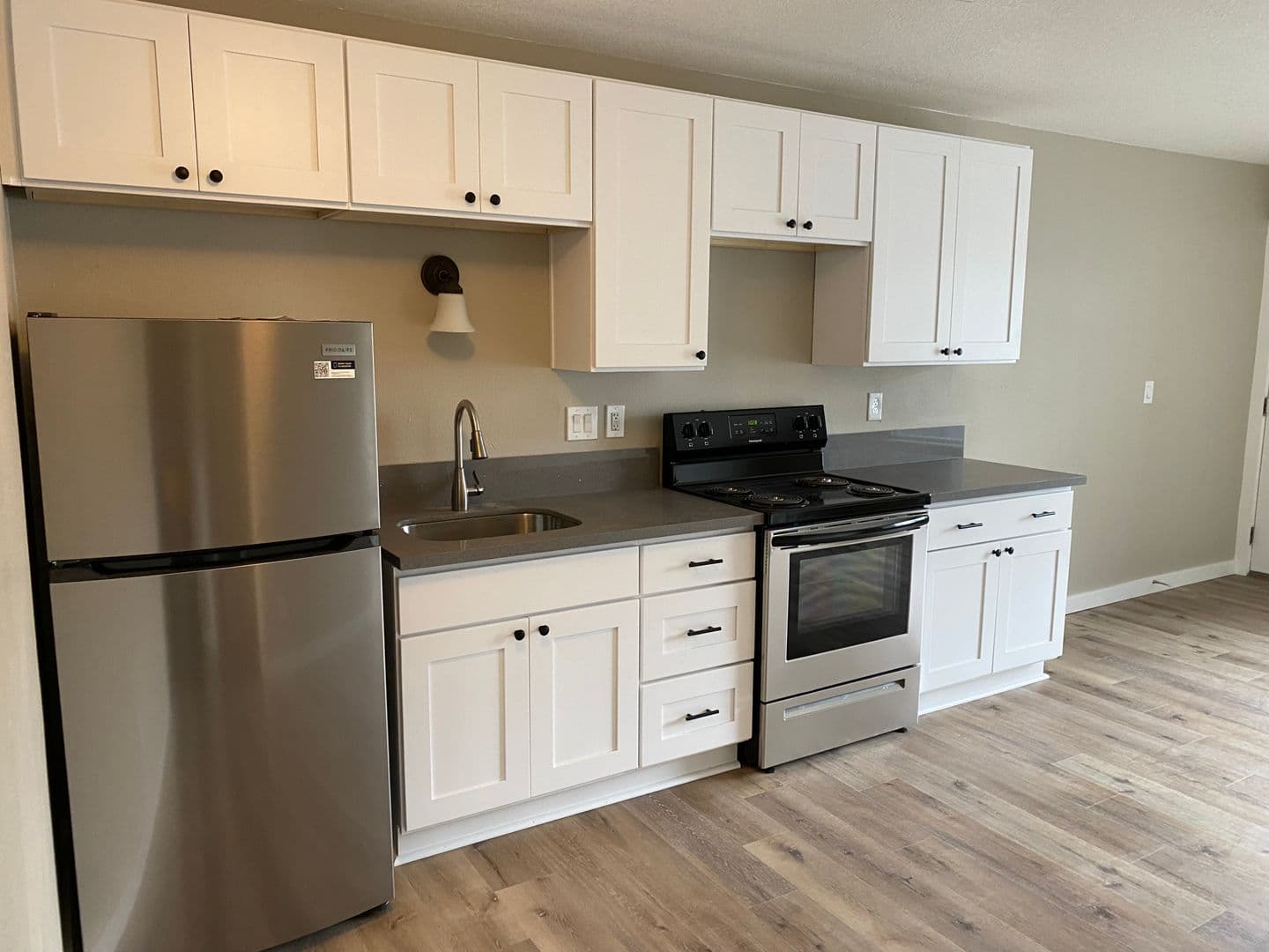 Milwaukie Apartment: 2323 SE Harrison St.