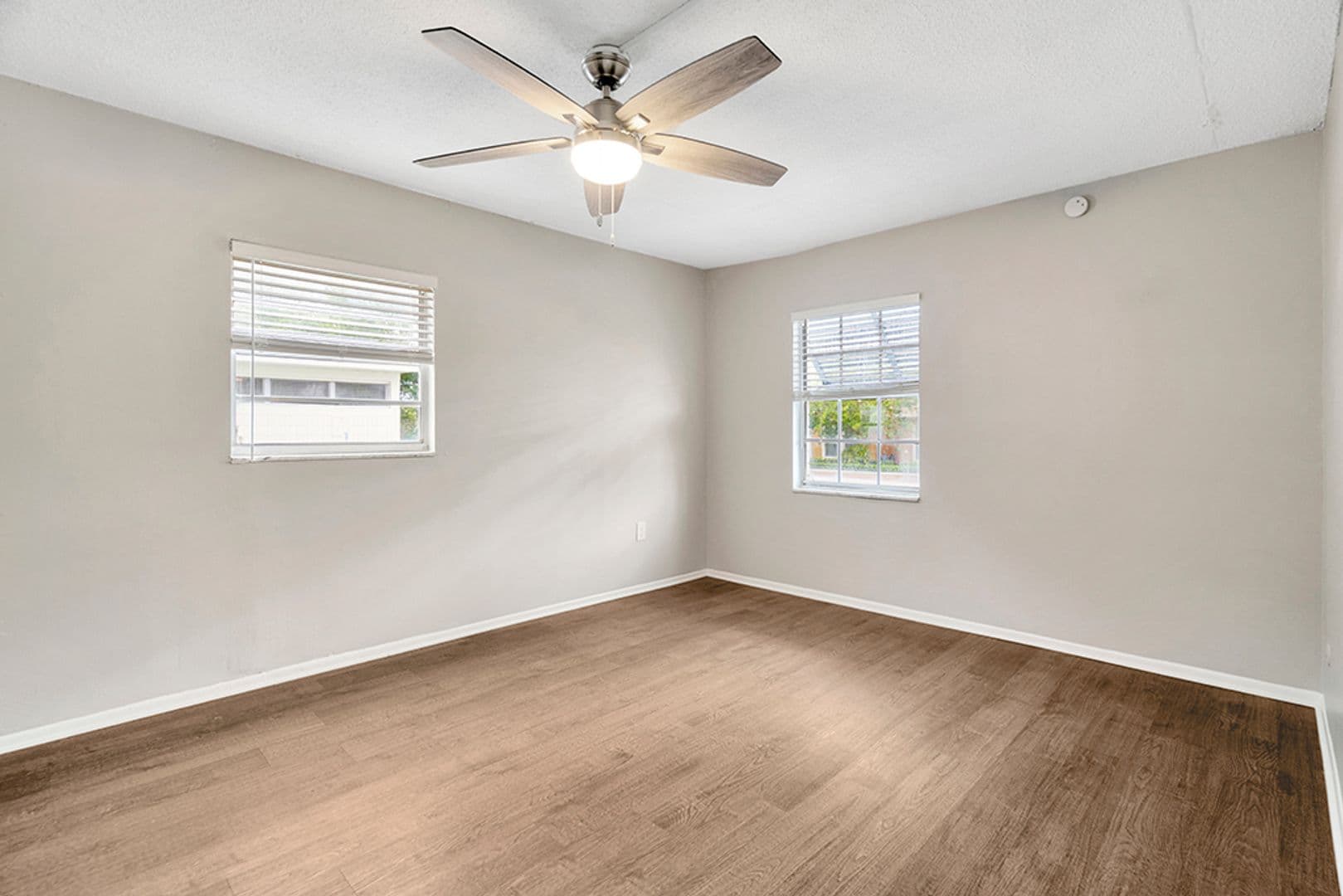 Tampa Apartment: 3602 S MacDill Ave