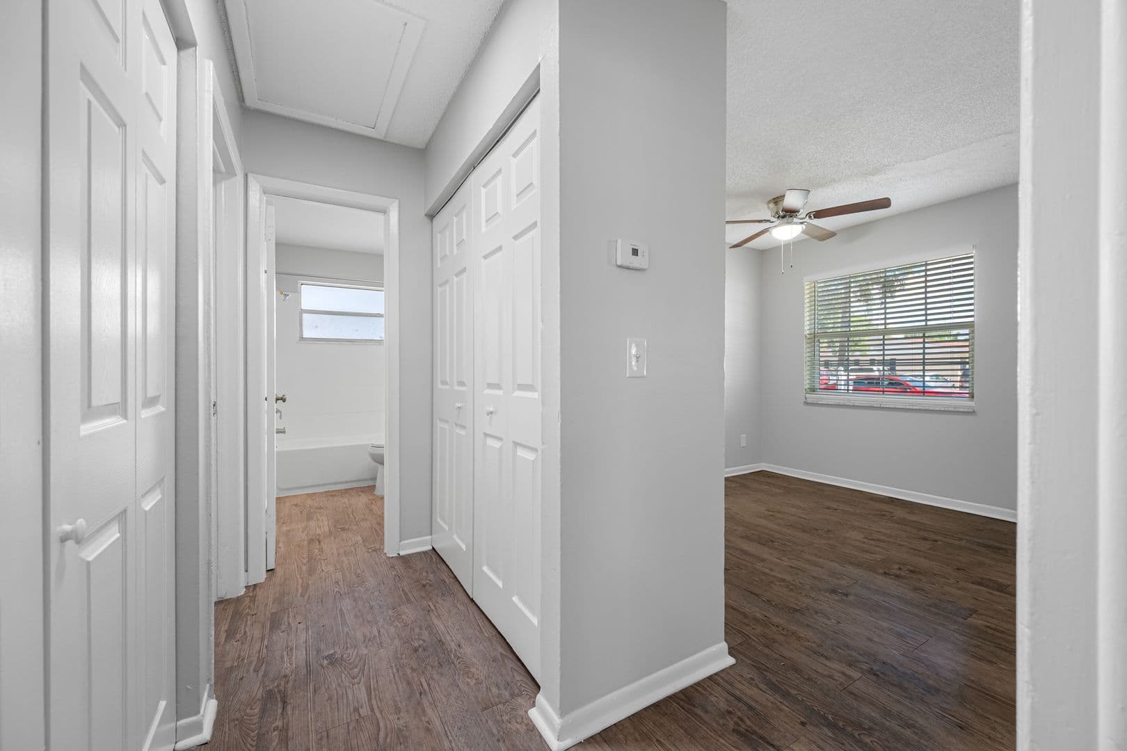 St Petersburg Apartment: 621 88th Ave N