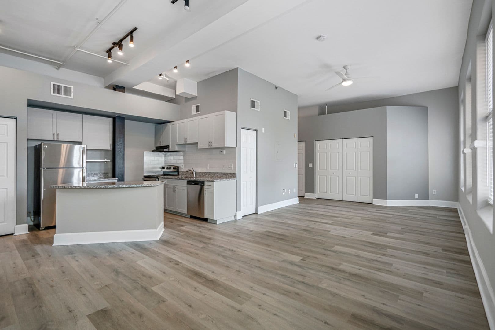 Tampa Apartment: 502 E Ross Ave