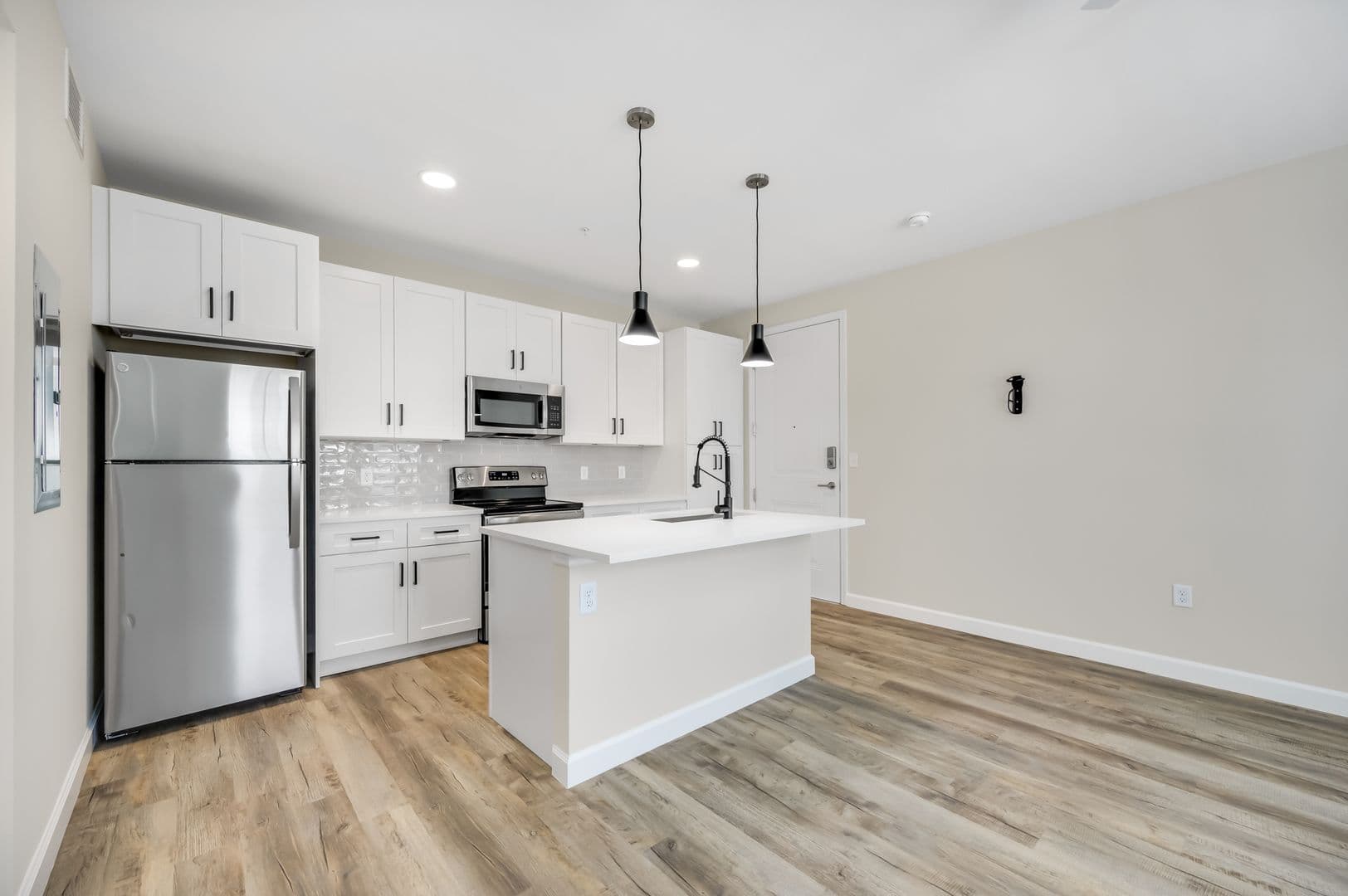 St. Petersburg Apartment: 700 3rd Ave South