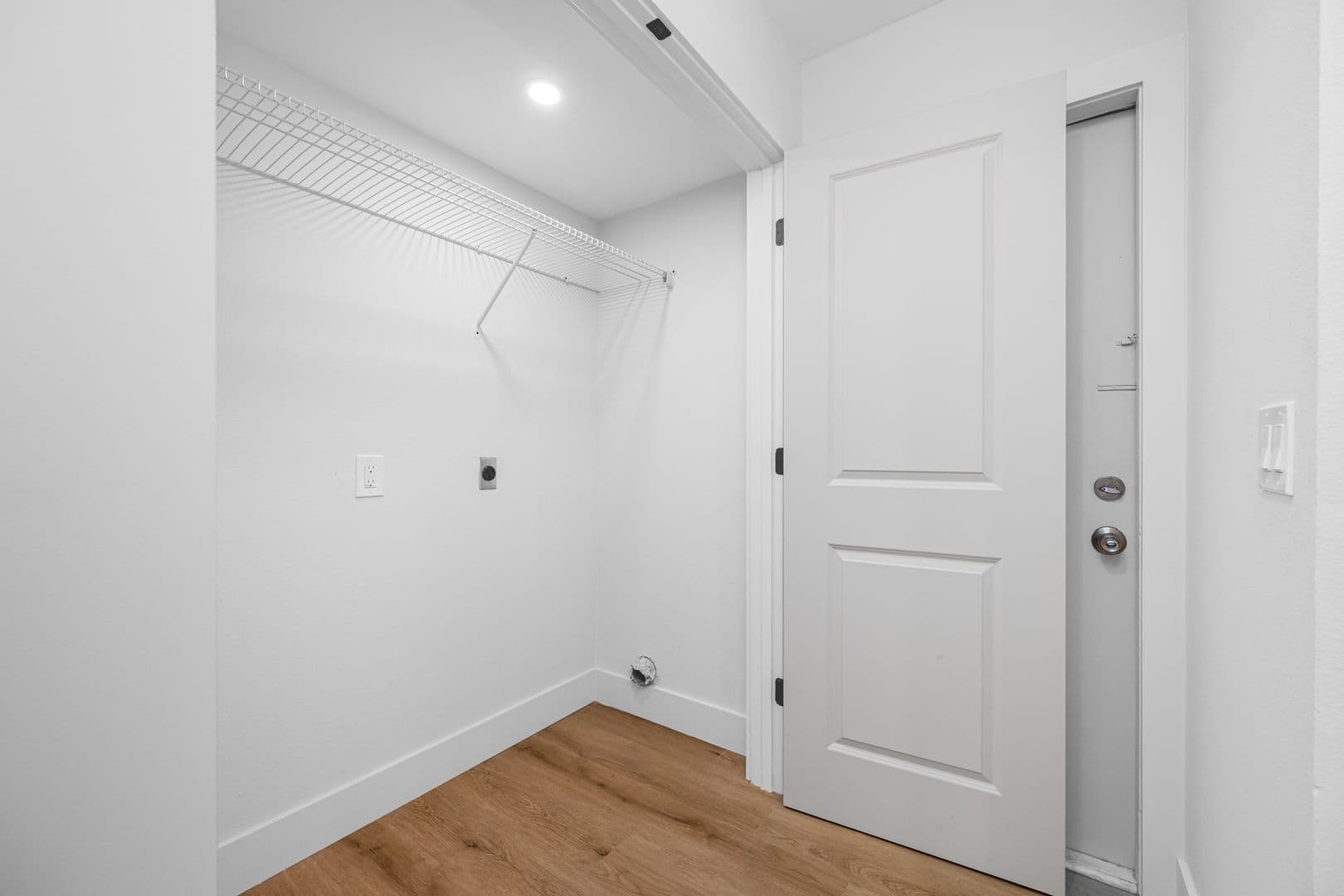 Tampa Townhome: 6119 Memorial Hwy