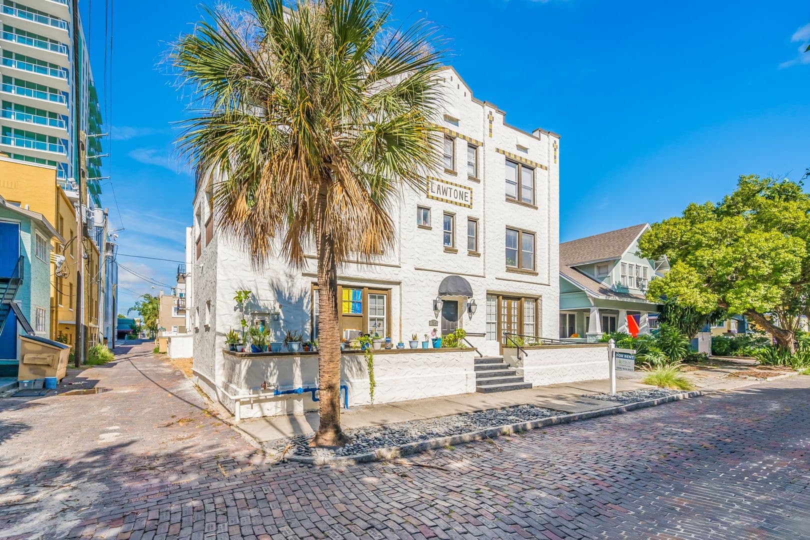 St Petersburg Apartment: 324 Grove Street North