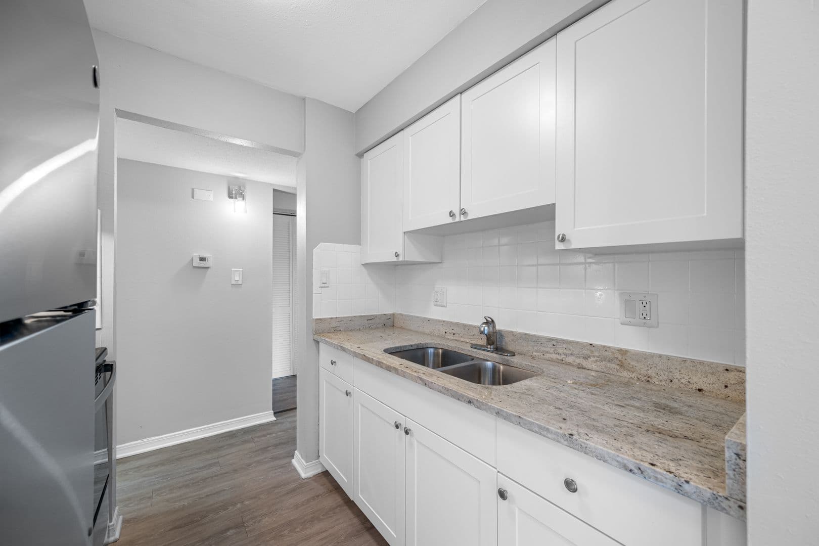 Largo Apartment: 1500 W Bay Dr