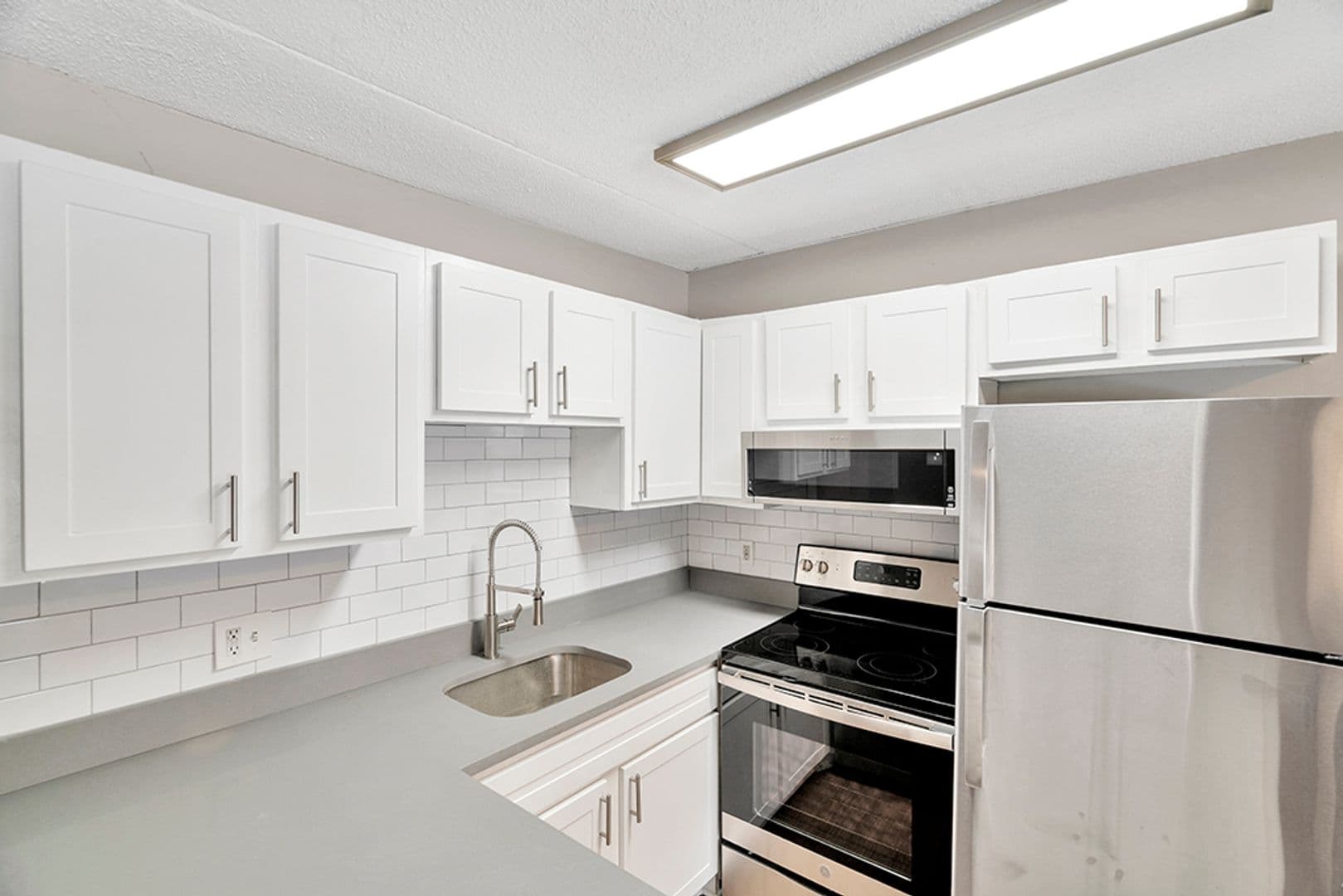 Tampa Apartment: 3602 S MacDill Ave
