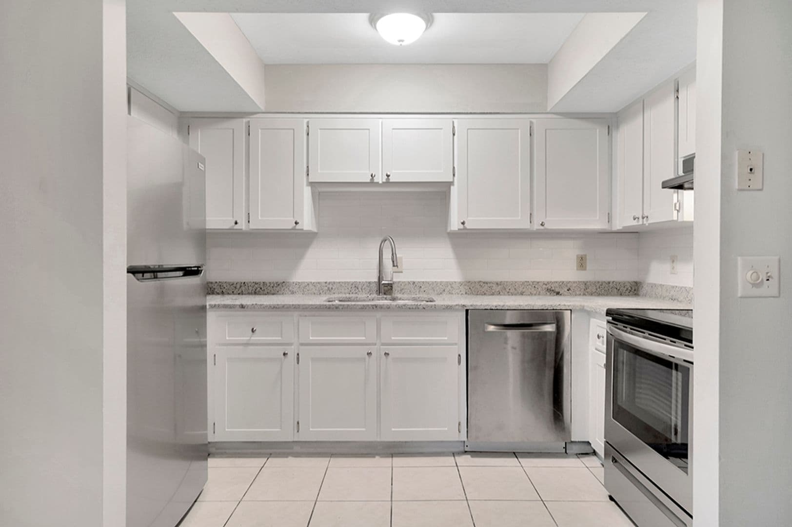 Seffner Apartment: 12002 Embarcadero Dr