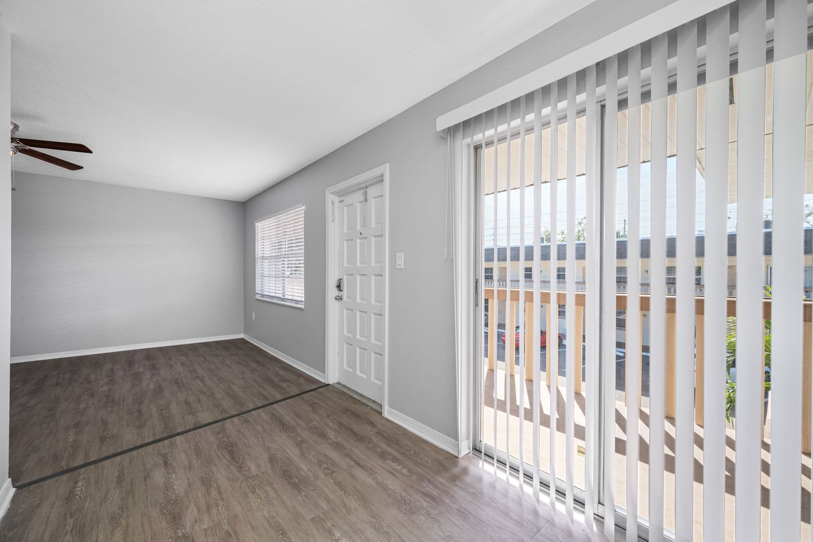 Largo Apartment: 1500 W Bay Dr