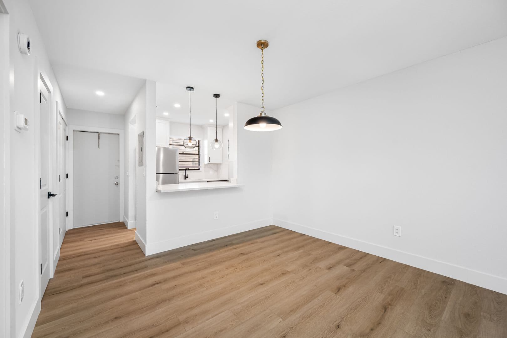 Tampa Townhome: 6119 Memorial Hwy