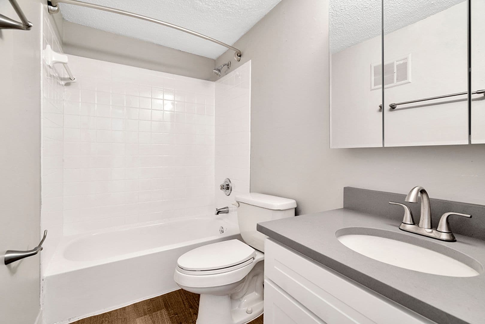 Tampa Apartment: 3602 S MacDill Ave