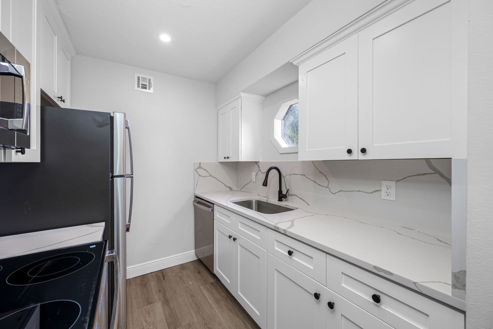 Pinellas Park Apartment: 7200 63rd St N