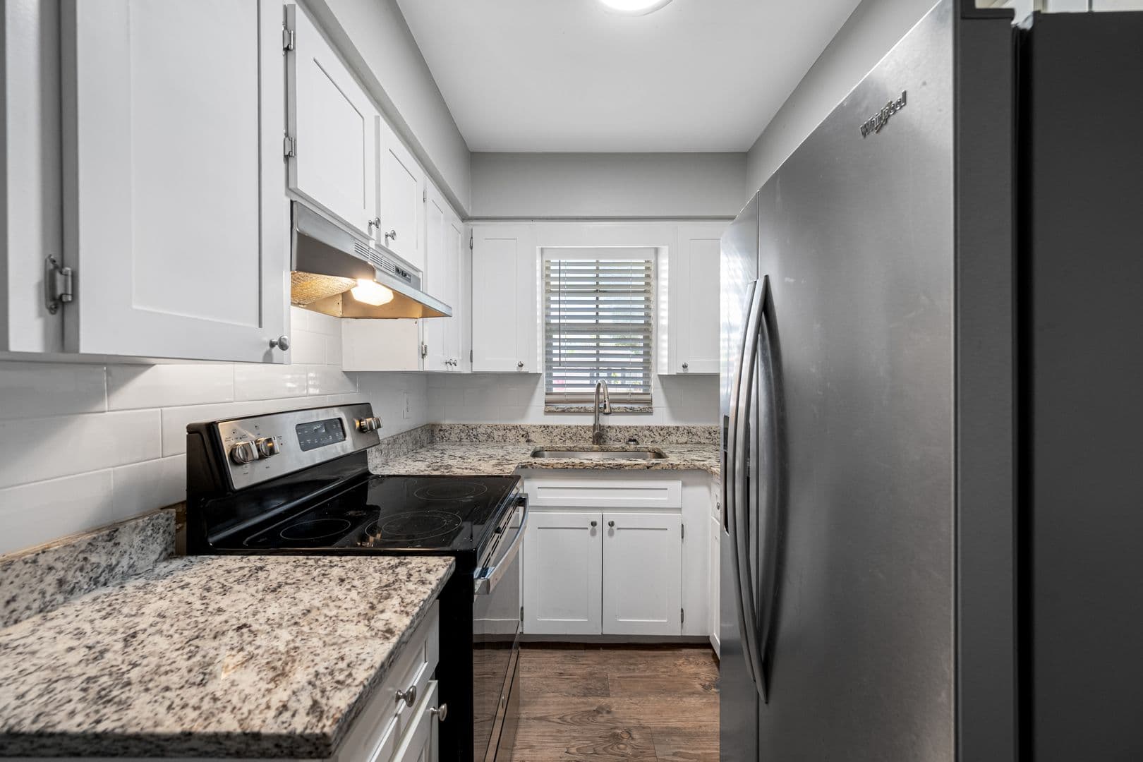 St Petersburg Apartment: 621 88th Ave N
