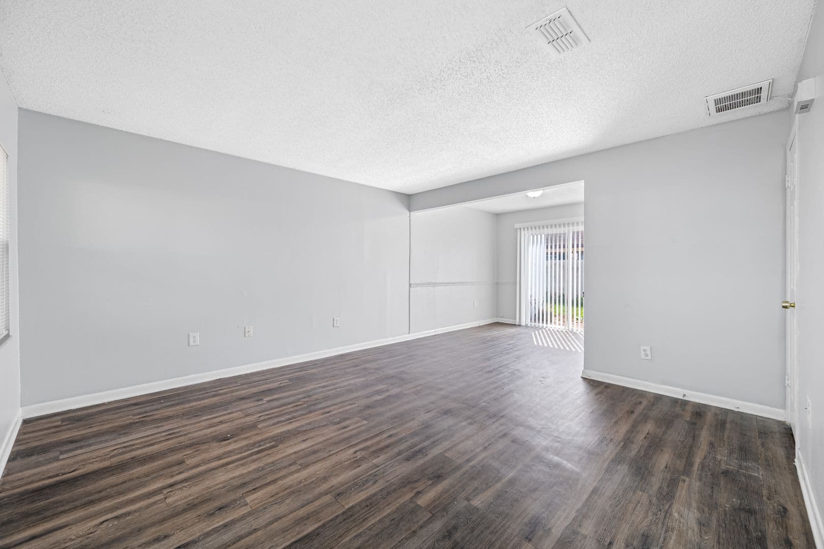 Tampa Apartment: 6501 N Himes Ave