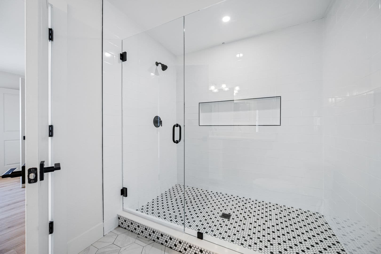 Tampa Townhome: 6119 Memorial Hwy