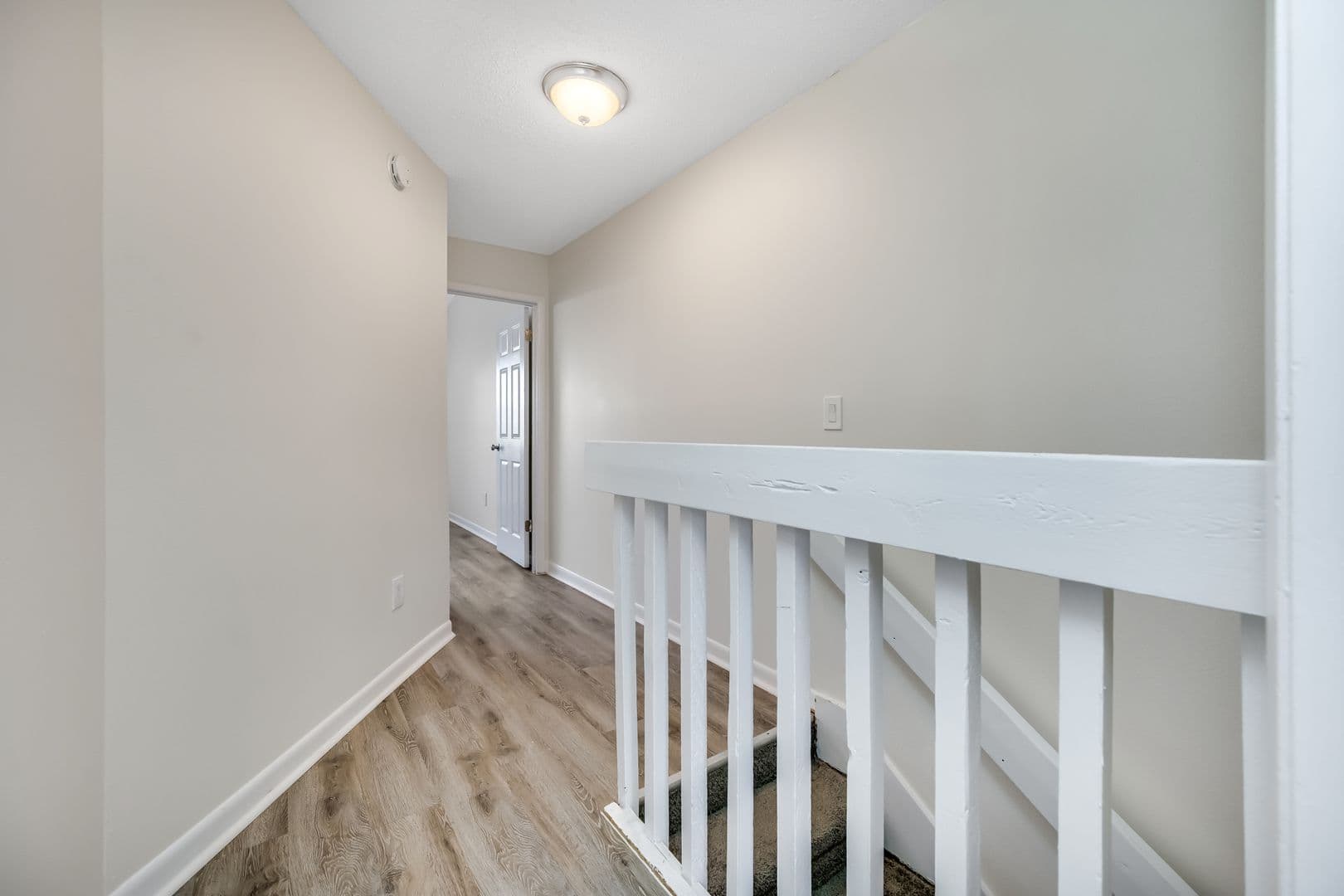 Tampa Townhome: 6119 Memorial Hwy