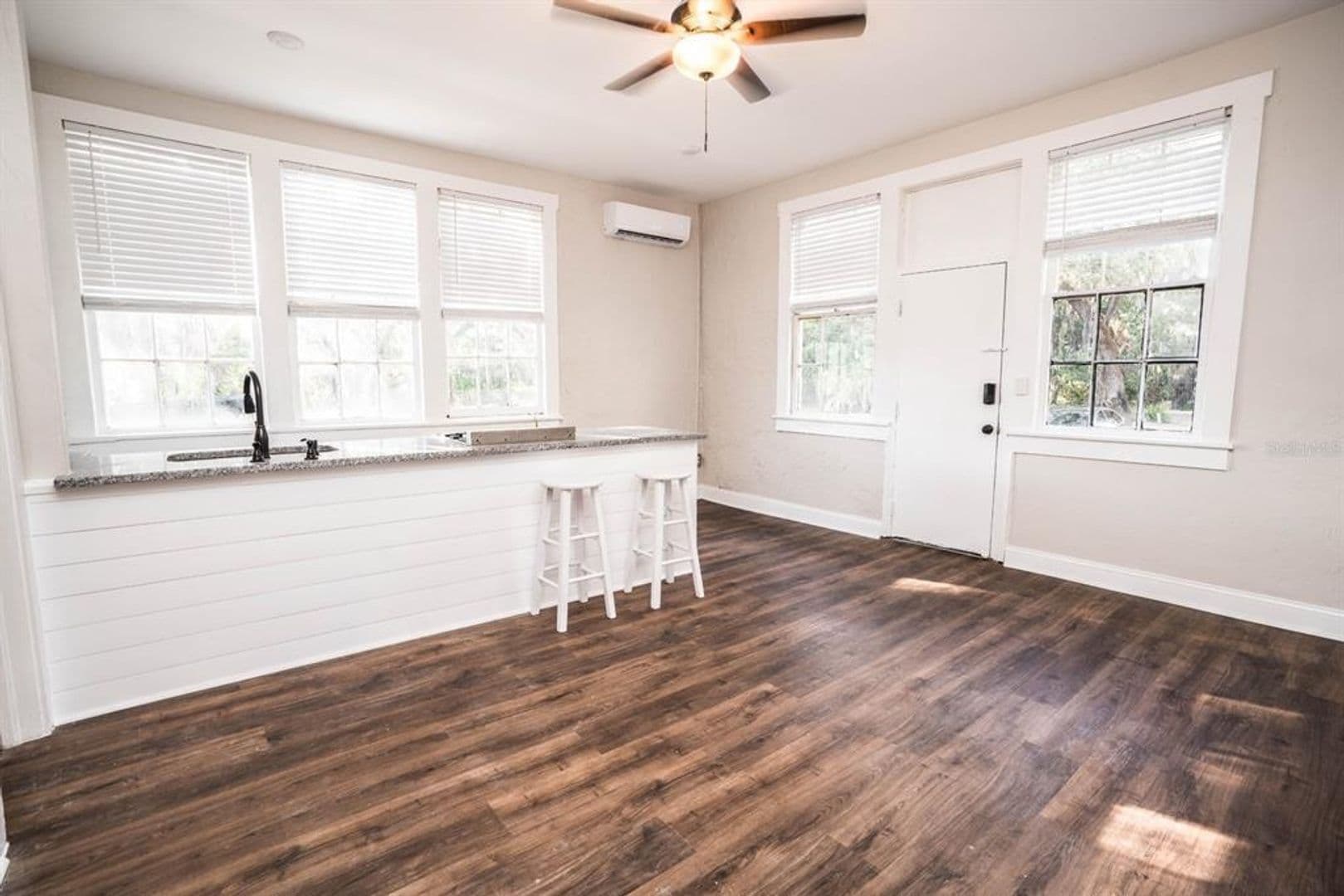 St. Petersburg Apartment: 1700 Park St N