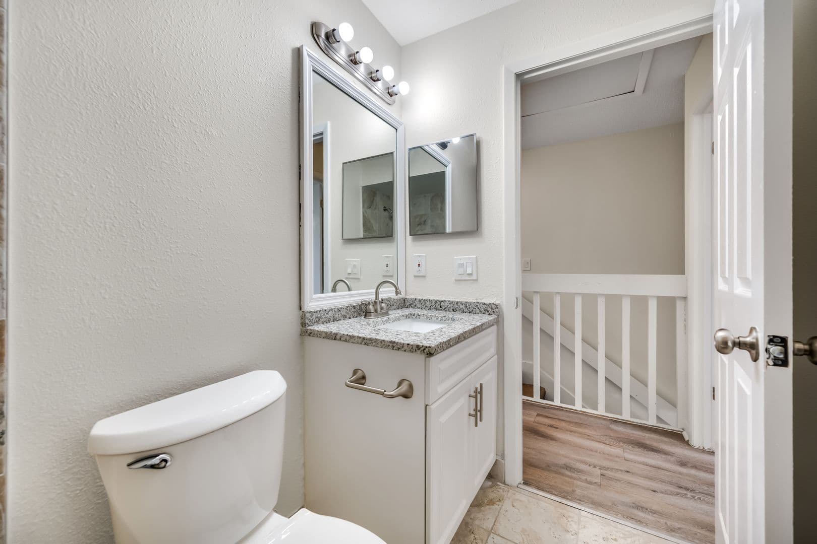 Tampa Townhome: 6119 Memorial Hwy