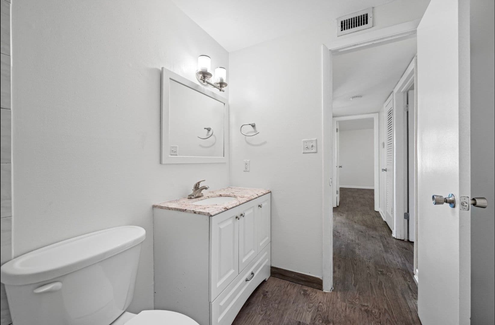 Tampa Apartment: 3211 W De Leon St