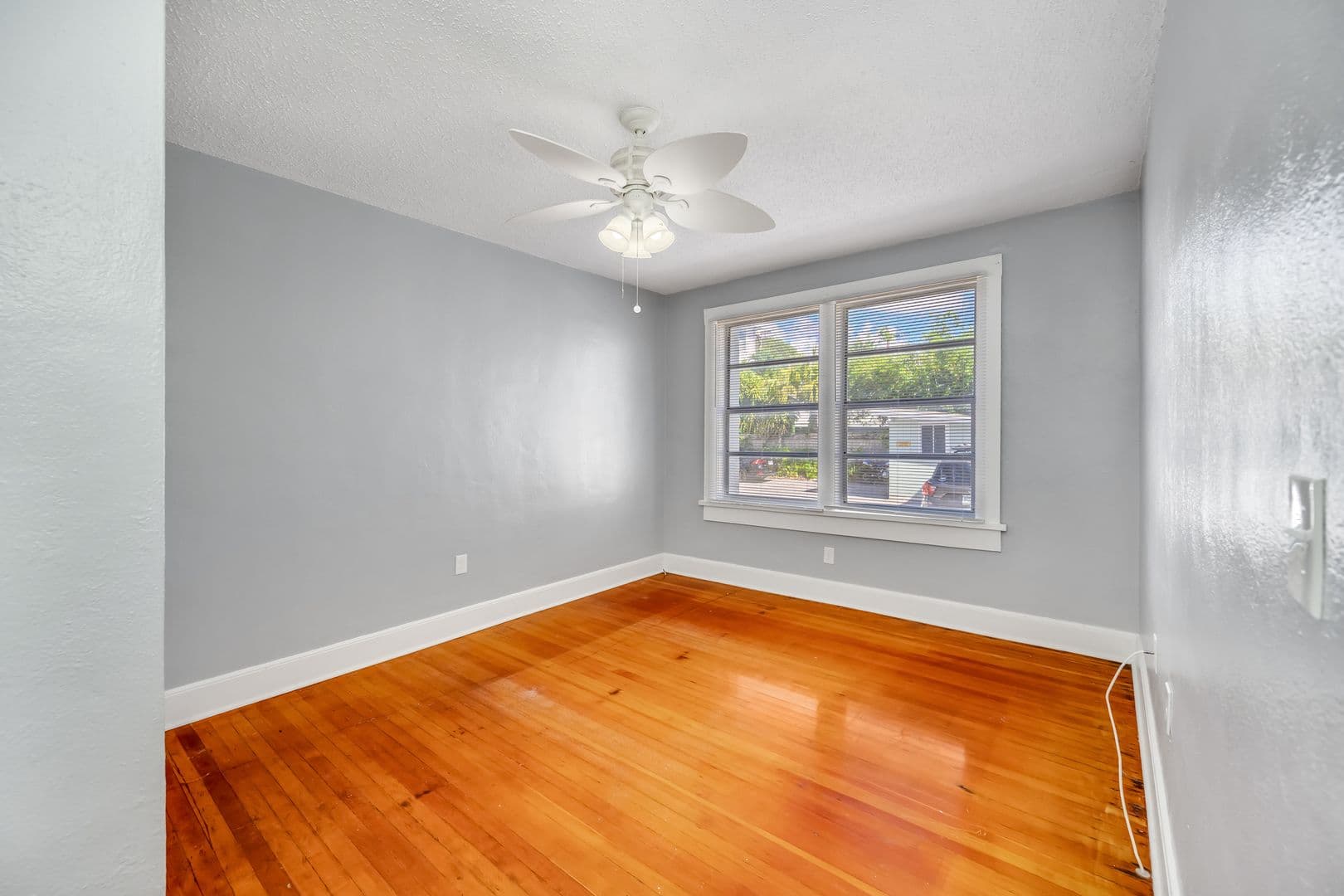 St Petersburg Apartment: 324 Grove Street North