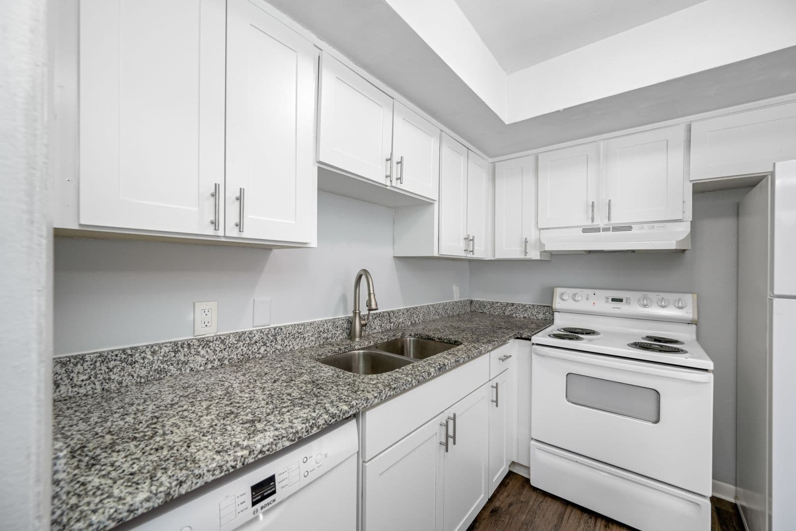 Tampa Apartment: 6501 N Himes Ave
