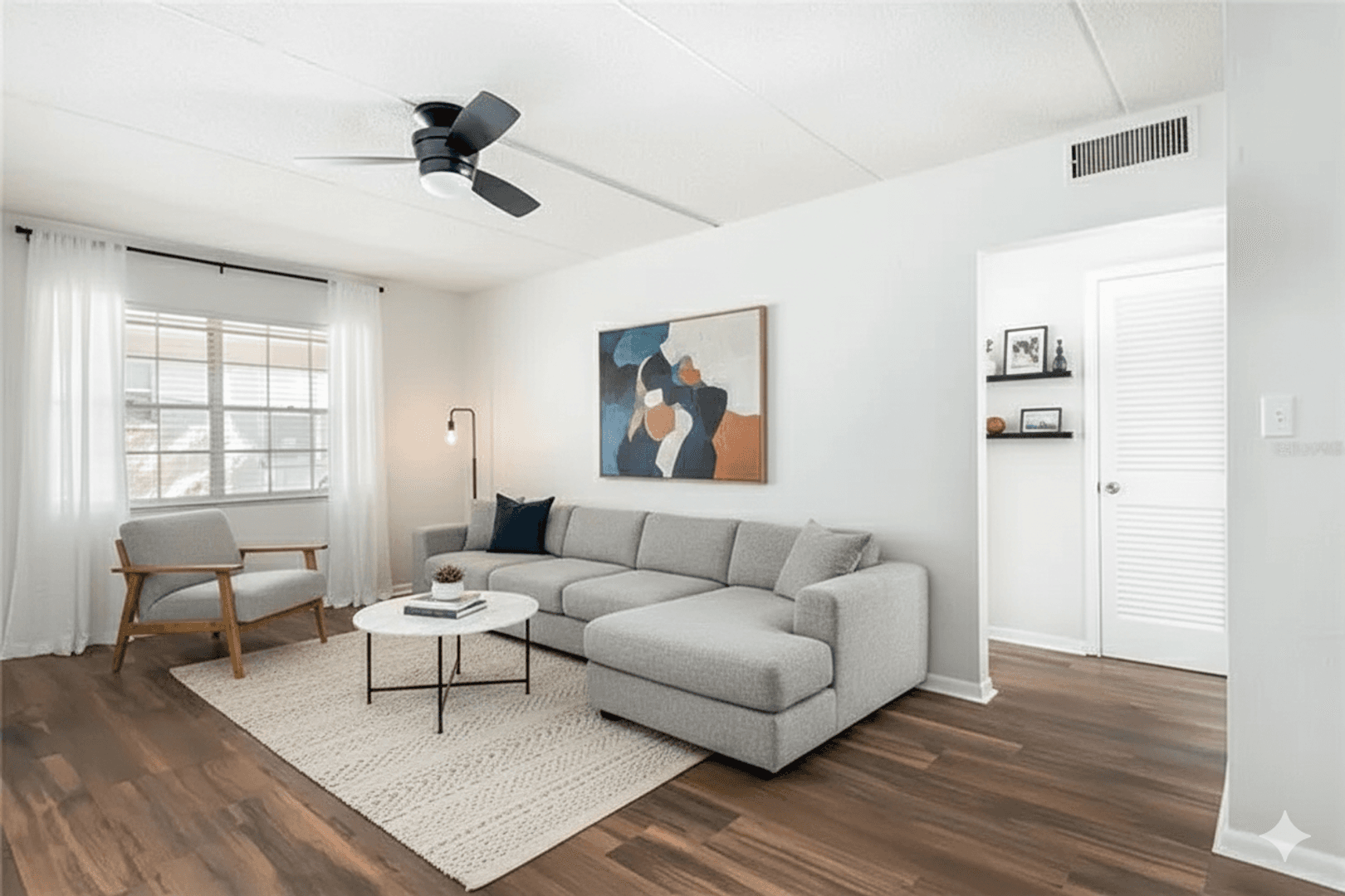 Tampa Apartment: 3211 W De Leon St