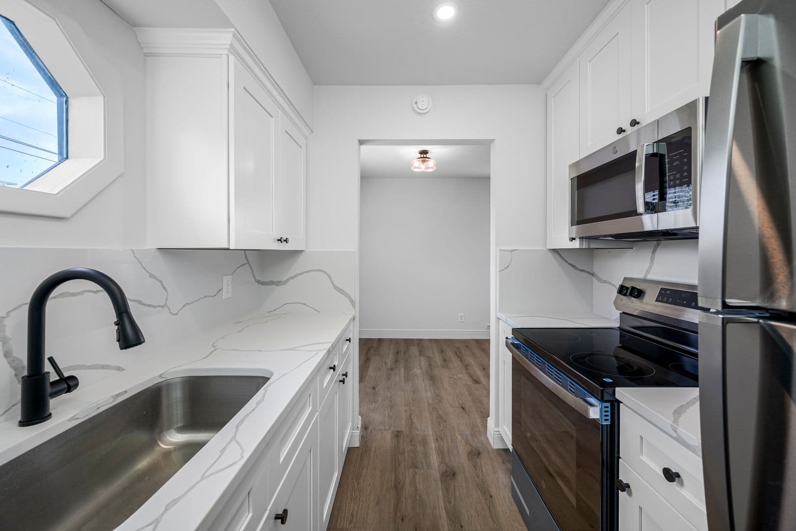 Pinellas Park Apartment: 7200 63rd St N