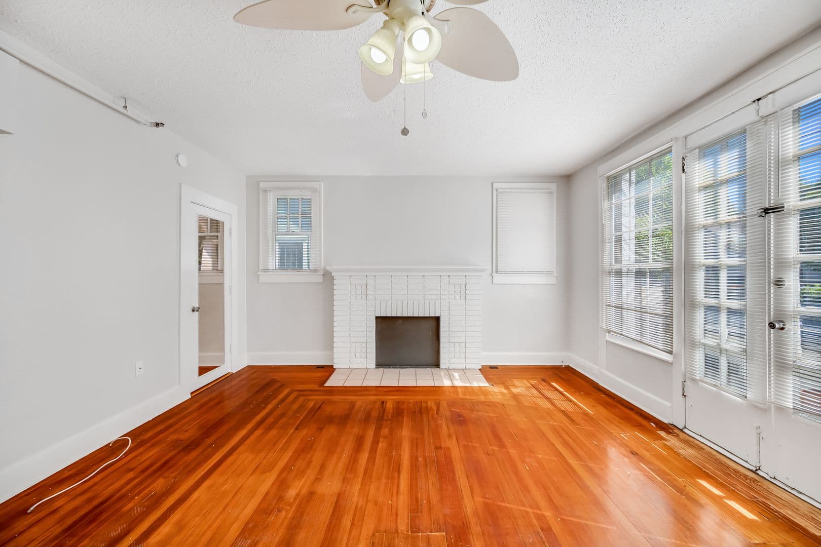 St Petersburg Apartment: 324 Grove Street North