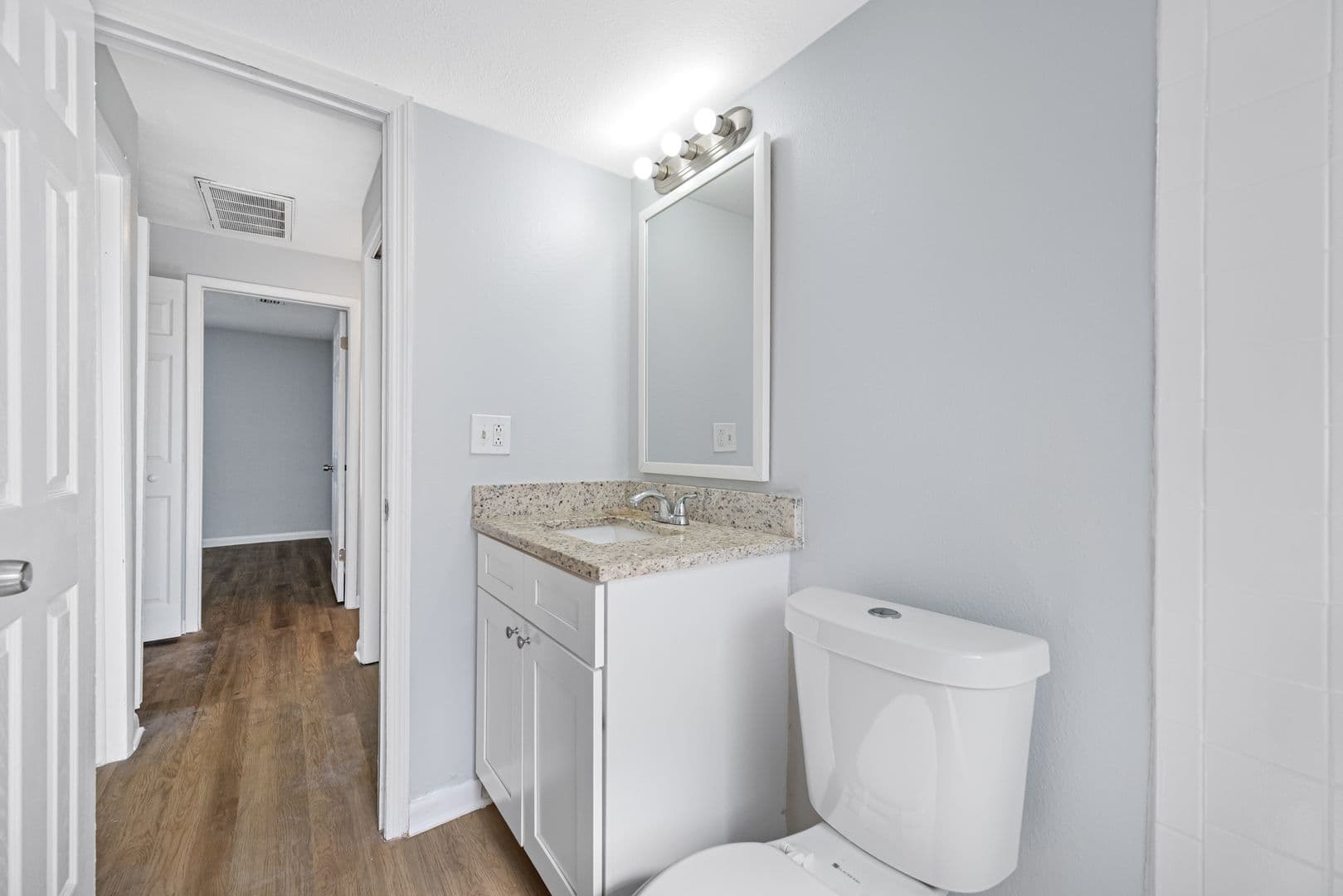 Tampa Apartment: 1308 W Waters Ave