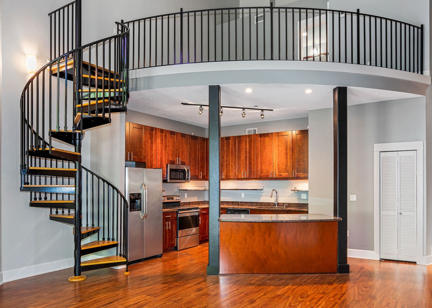 Tampa Apartment: 502 E Ross Ave