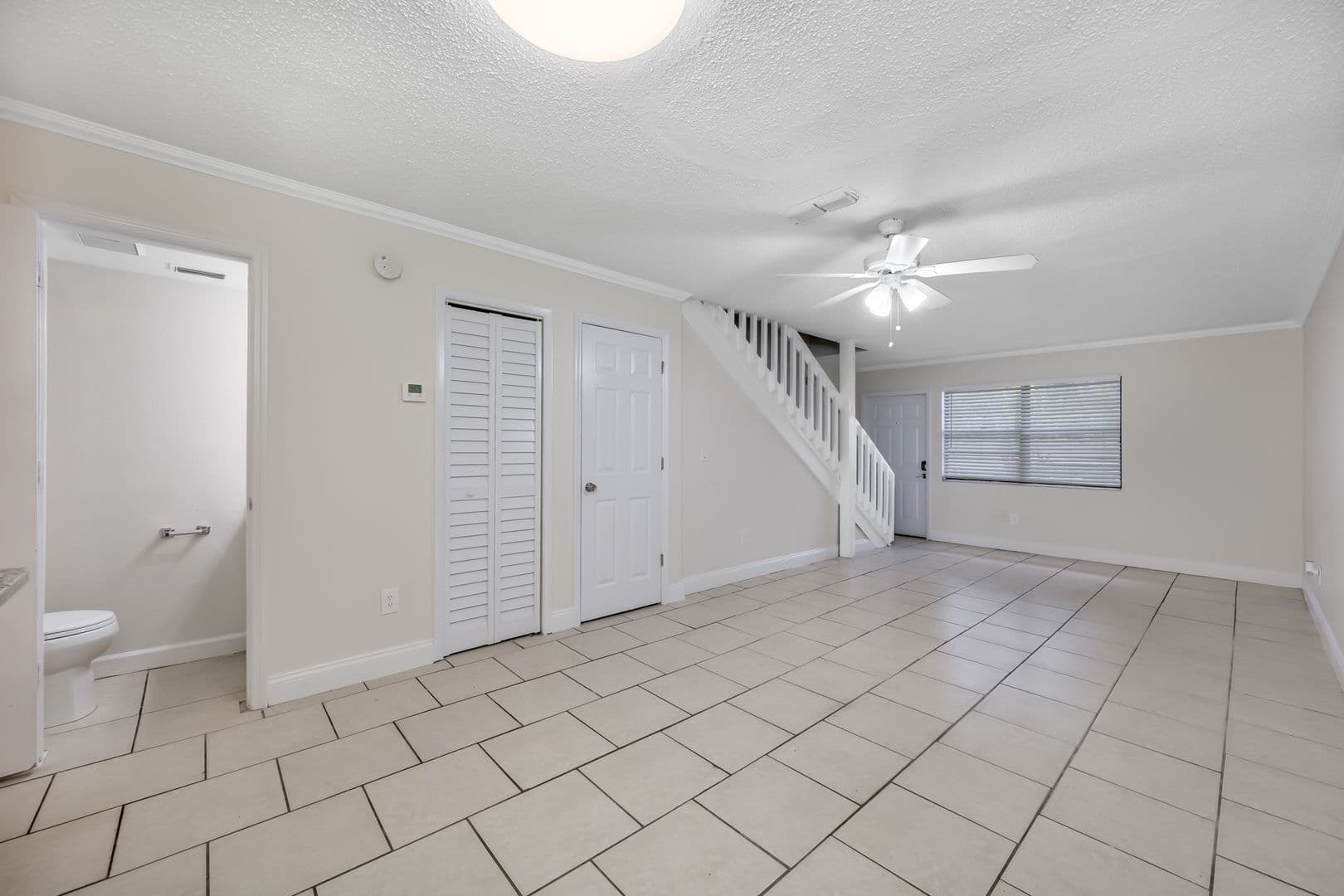 Tampa Townhome: 6119 Memorial Hwy