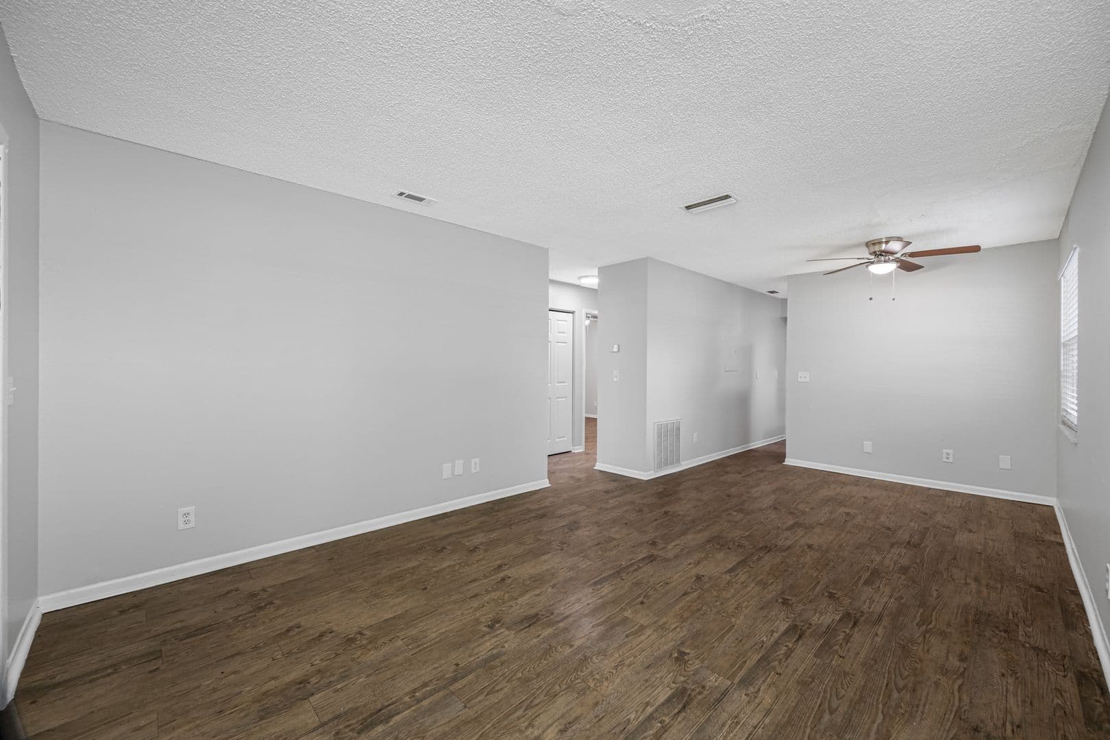 St Petersburg Apartment: 621 88th Ave N